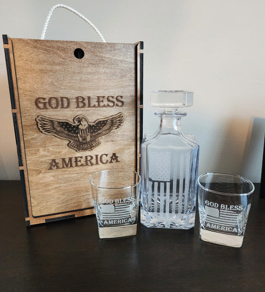 Whiskey decanter set with box