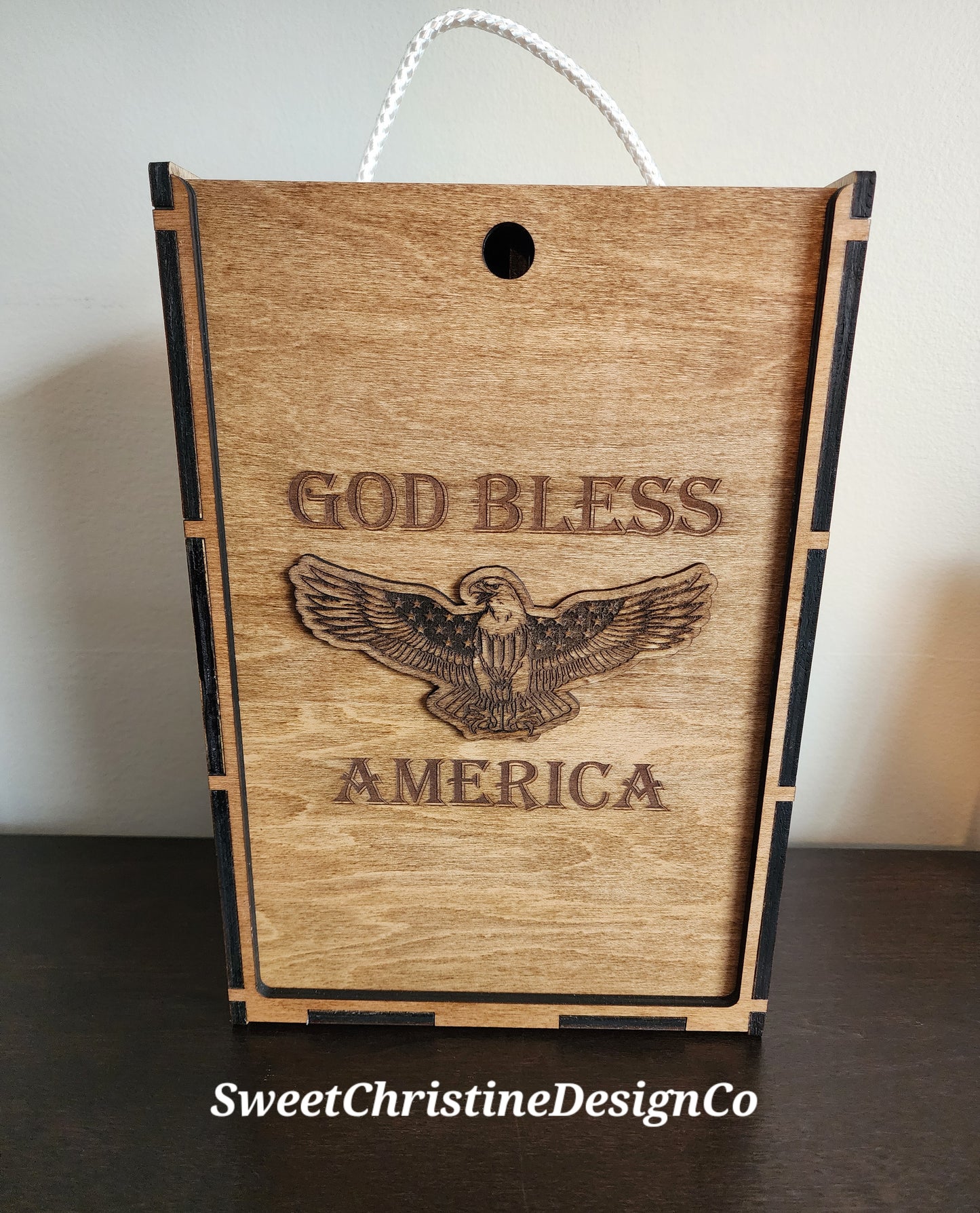 Whiskey decanter set with box